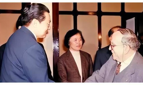 美金刚副作用网-分享盐酸美金刚副作用，美金刚副作用 怎么办知识库
